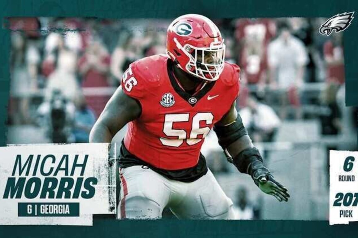 Eagles select G Micah Morris at No. 207 overall