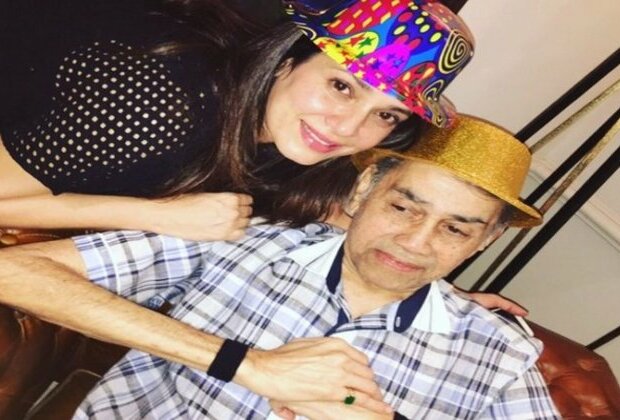 Neelam Kothari mourns the demise of her father