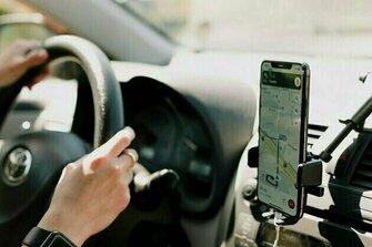 Is Google Maps brainwashing us? It might be if the theory of 'extended cognition' is correct