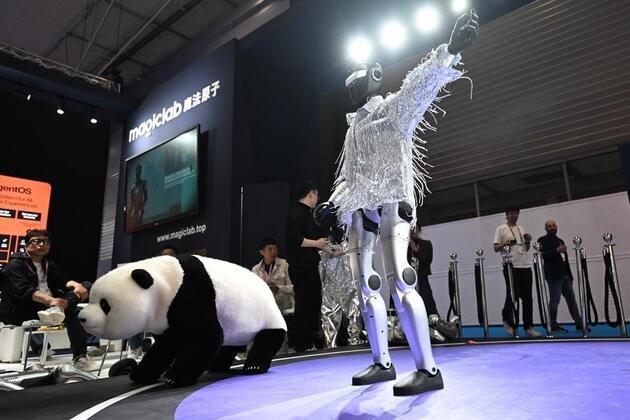 Interview: China prioritizes innovation-driven high-quality growth: scholar