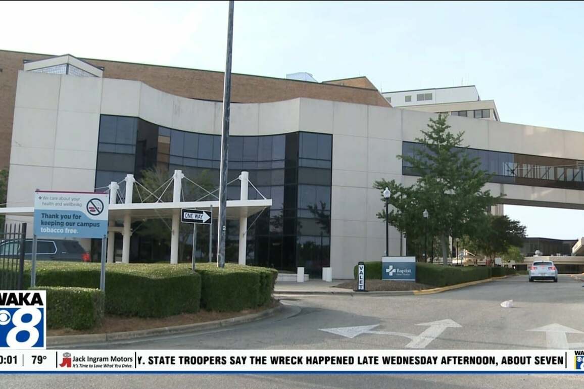 Baptist Medical Center South responds to water leak - WAKA 8