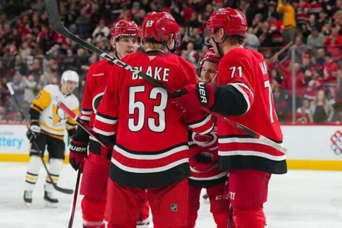 Hurricanes seek to grow East lead against Maple Leafs