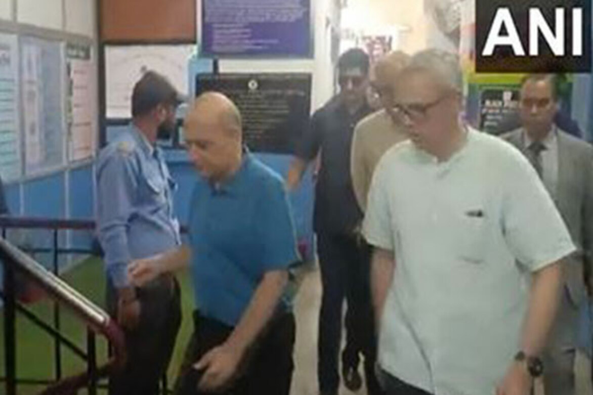 J-K: CM Omar Abdullah reaches Jammu hospital to meet people injured in Pakistan shelling