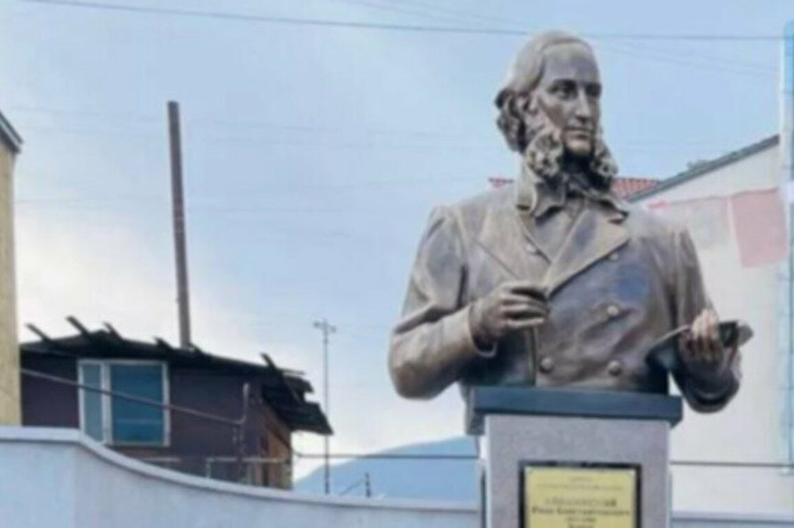 Azerbaijan's demolition of monument to Russian painter is 'unfriendly act' - Moscow