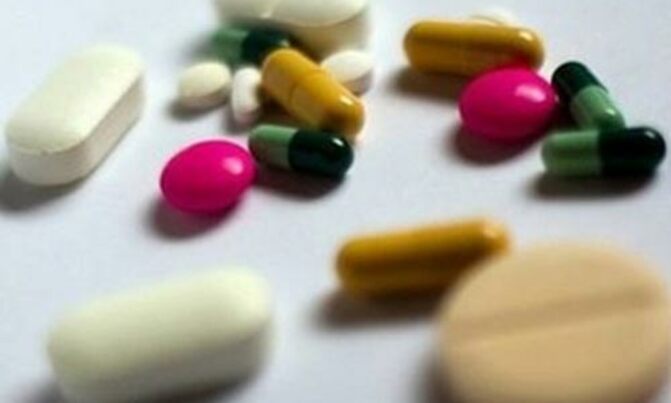 'World failing in fight against antibiotic resistance' 'World failing in fight against antibiotic resistance'