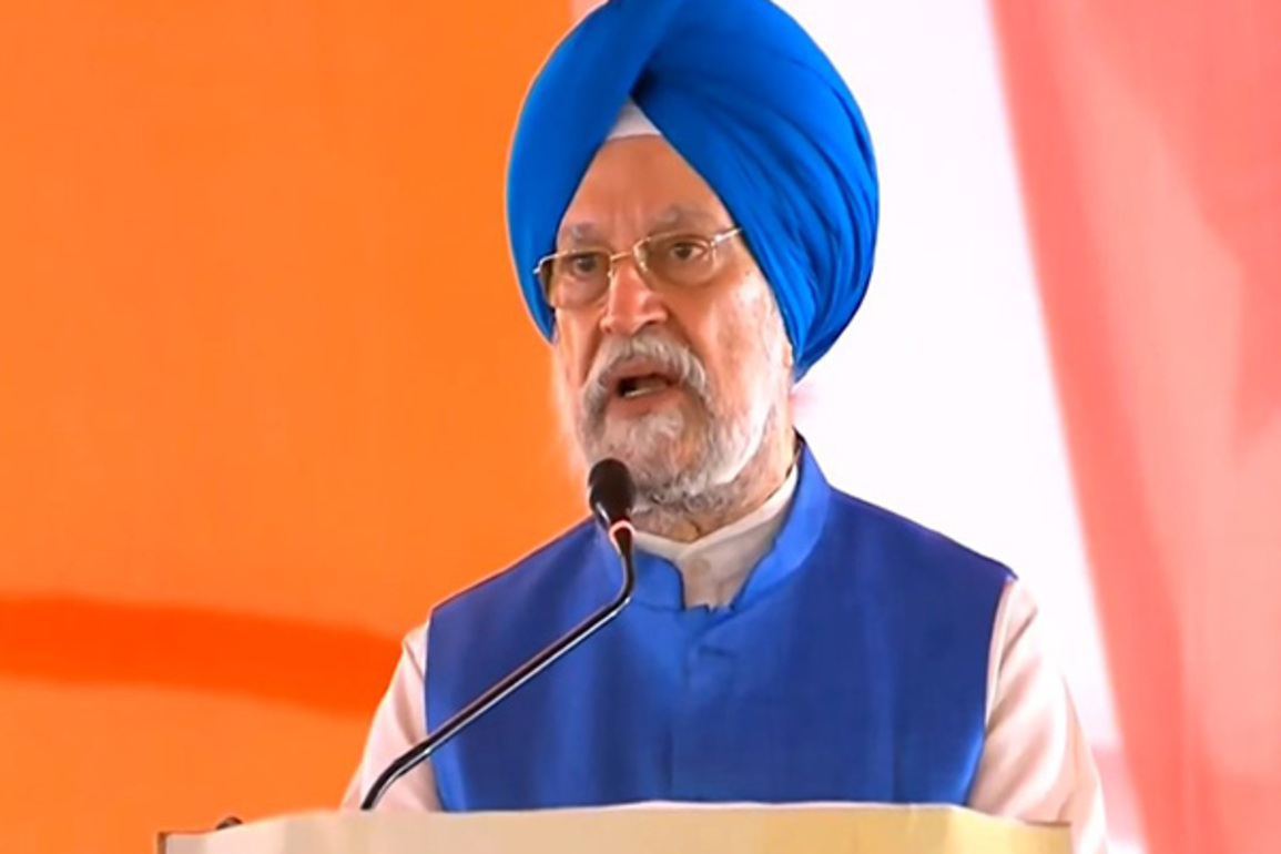 "Over 10.33 crore women got LPG connections under PM Ujjwala scheme": Hardeep Singh Puri