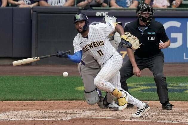 Brewers continue run of West Coast as they visit Giants