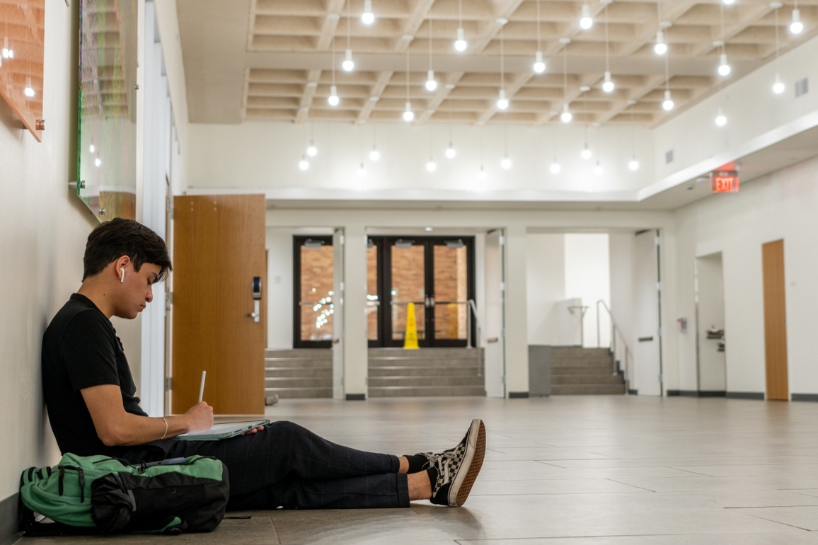 Survey- Americans without a degree still find value in college