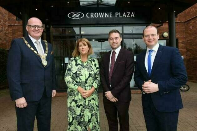 Economy Minister praises resilience of the local tourism sector