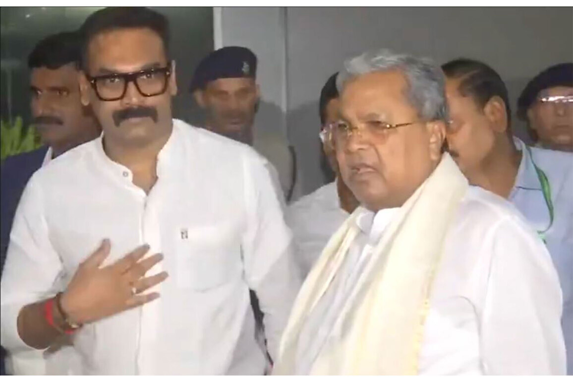 Karnataka CM Siddaramaiah, DCM Shivakumar reach Delhi amid leadership change buzz