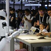 China advances toward scaled commercialization of humanoid robots