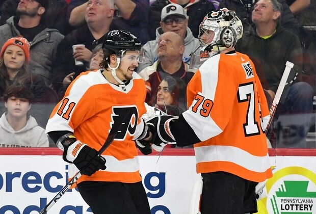 Travis Konecny's hat trick propels Flyers past Capitals