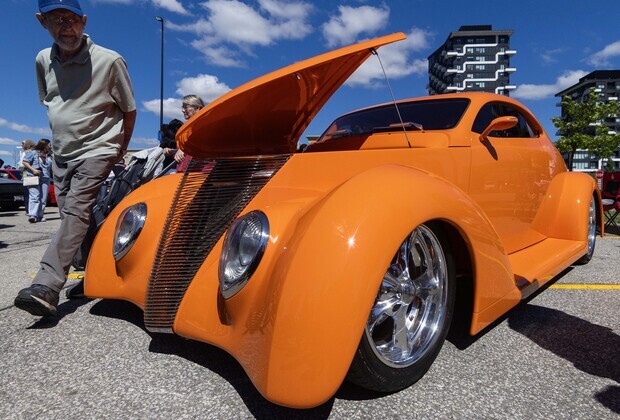 CANADA-OAKVILLE-HOT WHEELS LEGENDS TOUR-CUSTOM CAR