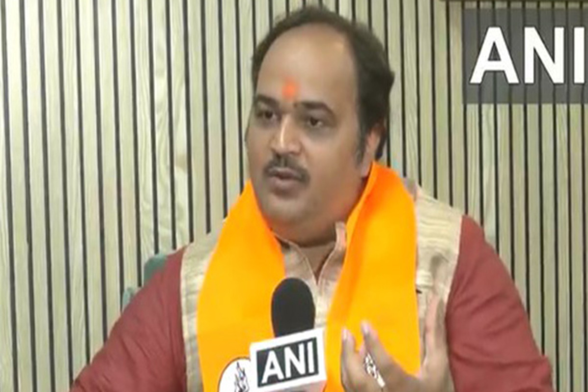 "Why are we silent?": Shiv Sena (UBT) Anand Dubey on Trump's 25 pc tariffs on India