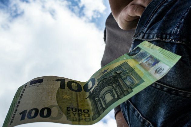 Eurozone economic growth may drop to zero ECB