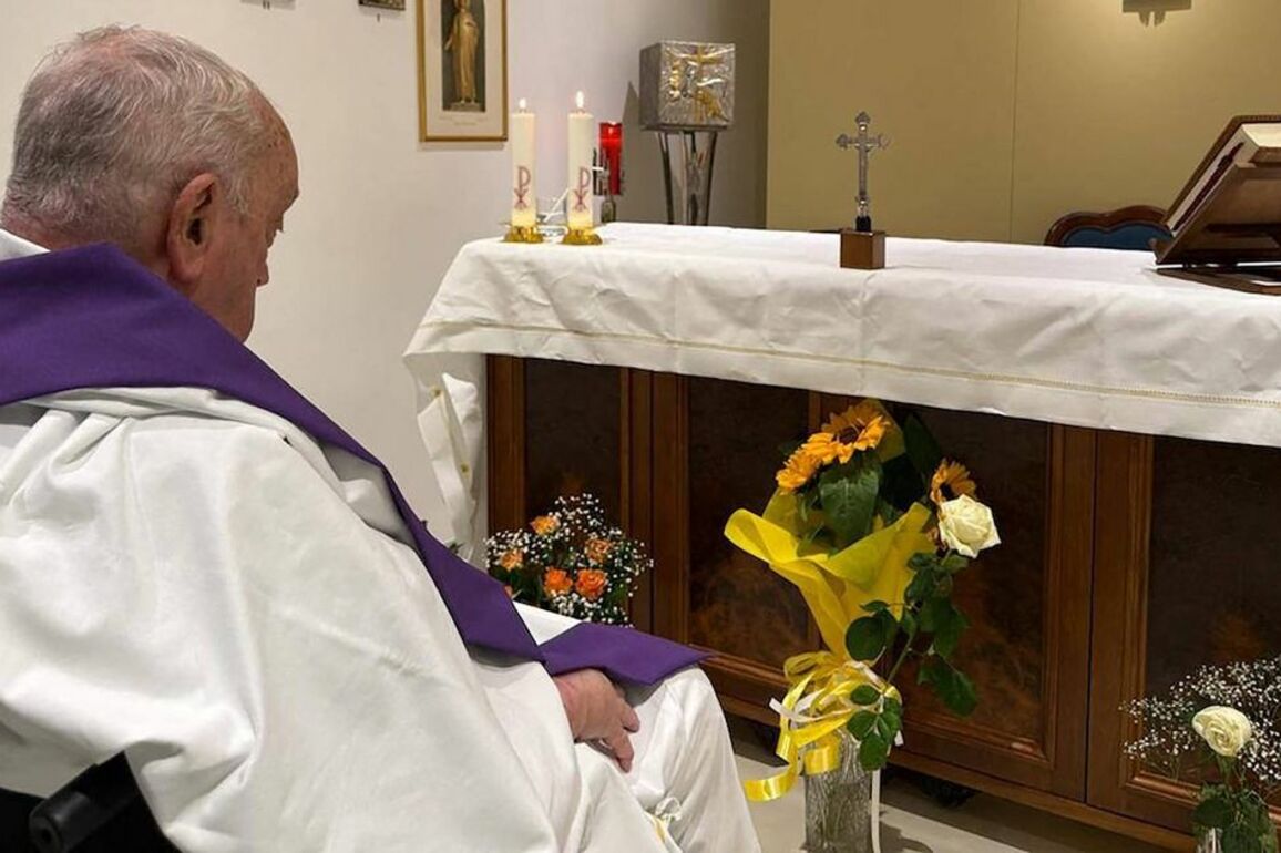 Vatican issues major Pope Francis health update as he continues to battle serious illness