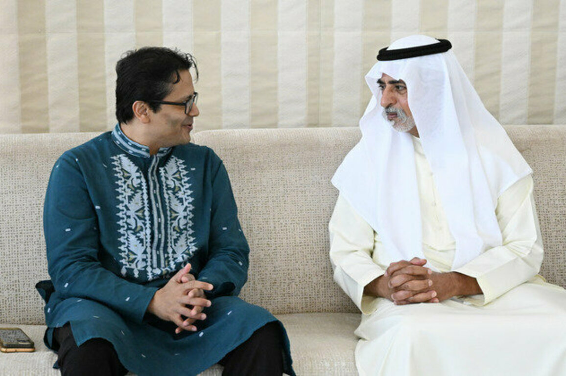 Nahyan bin Mubarak receives Special Envoy of Prime Minister of Bangladesh