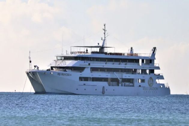 Cruise ship enters reef near Fiji, forcing evacuation of 30 passengers