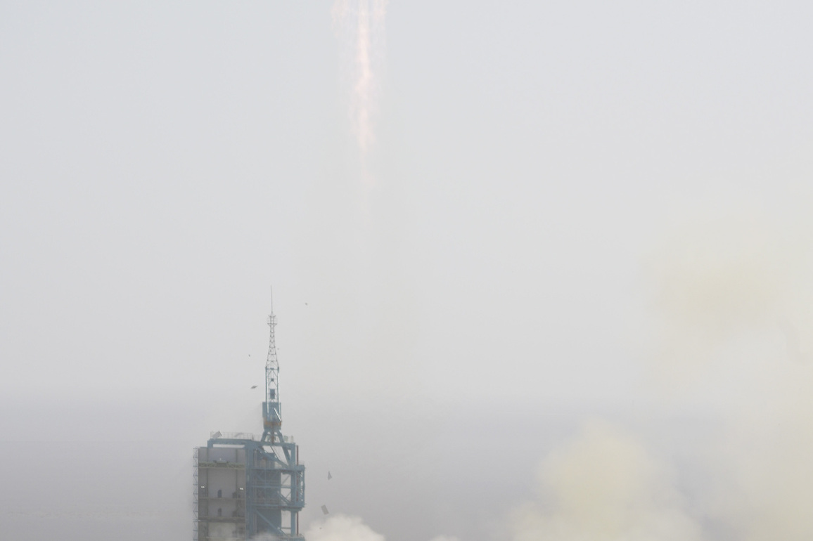 FOCUS | China launches Shenzhou-22 spaceship