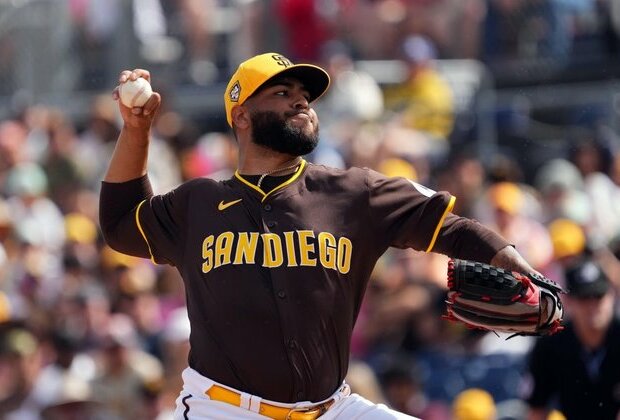 Guardians acquire RHP Pedro Avila from Padres