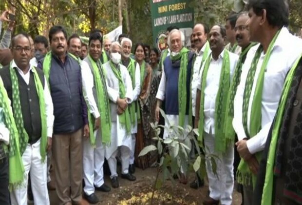 'Green India Challenge' launched in Delhi to plant 1 lakh sapling