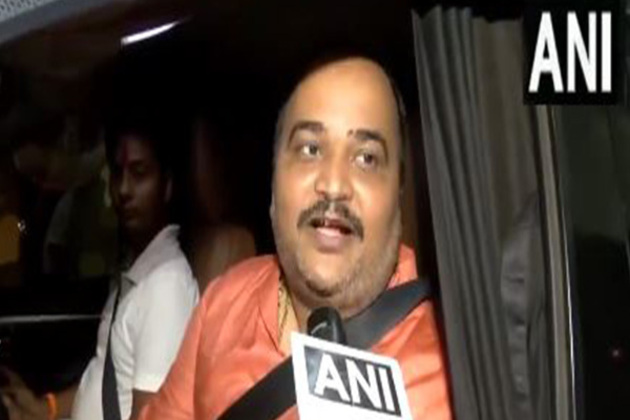 "Keeping eye on developments": Shiv Sena (UBT) leader Anand Dubey on Waqf Amendment Bill