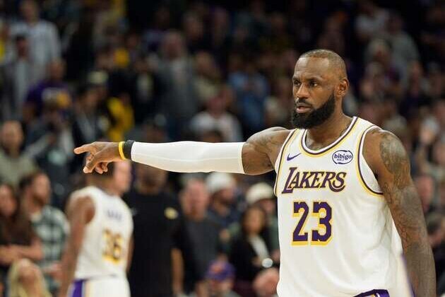 Lakers looking to ratchet up defense as they take on Jazz