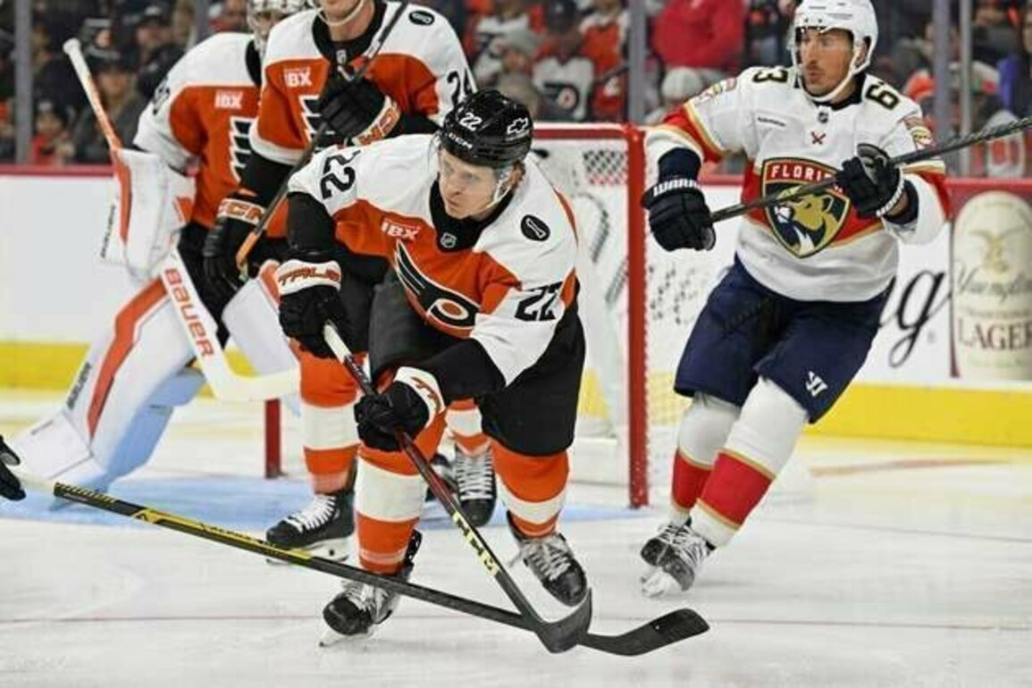 Sean Couturier logs 4 points as Flyers hand Panthers first loss
