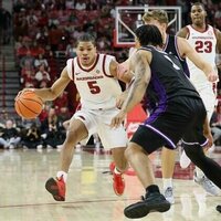 No. 21 Arkansas delivers bounce-back blowout win over Central Arkansas