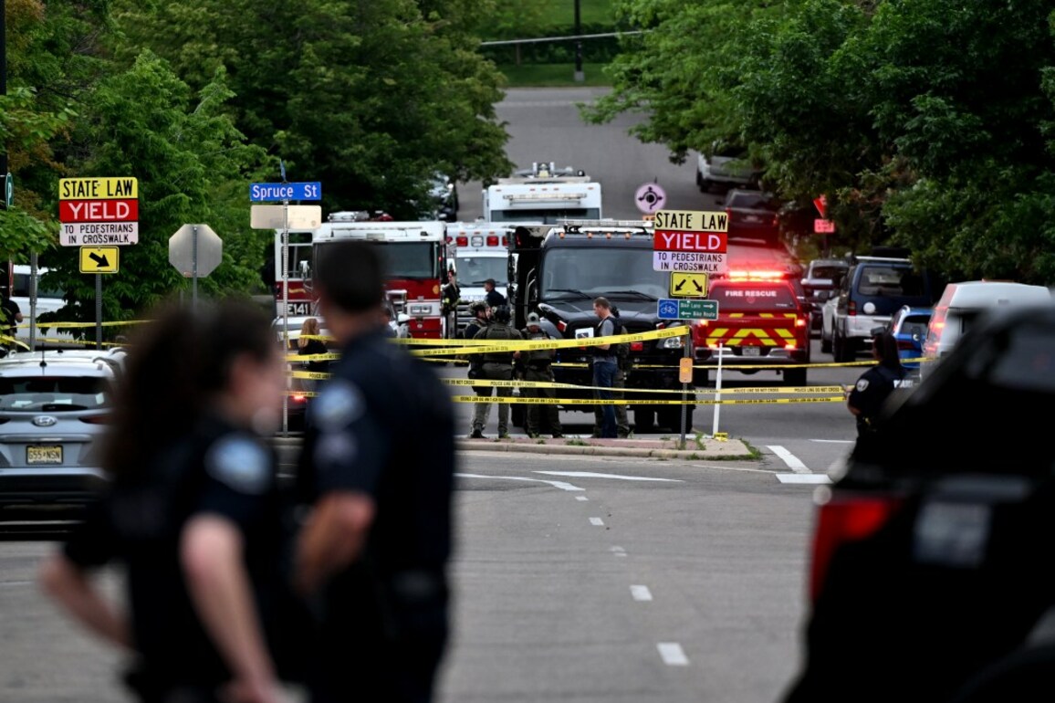 8 people burned in 'terrorist attack' at Boulder's Pearl Street Mall