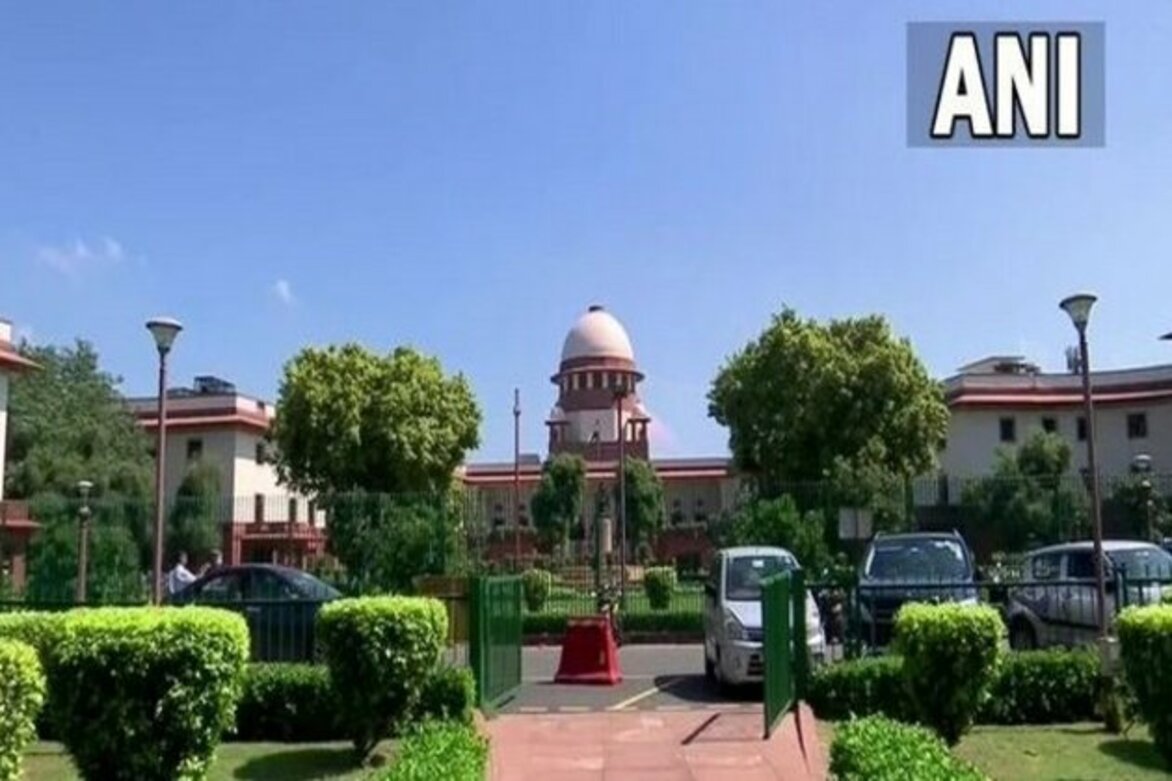 SC asks Chandrababu Naidu's lawyer to mention his plea to quash FIR tomorrow