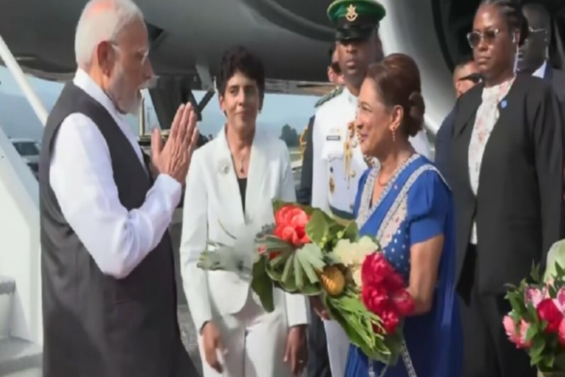 PM Modi receives Guard of Honour in Trinidad and Tobago, welcomed by Caribbean nation's PM, 38 Ministers and 4 MPs