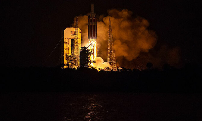 NASA launches historic probe to 'touch Sun' NASA launches historic probe to 'touch Sun'
