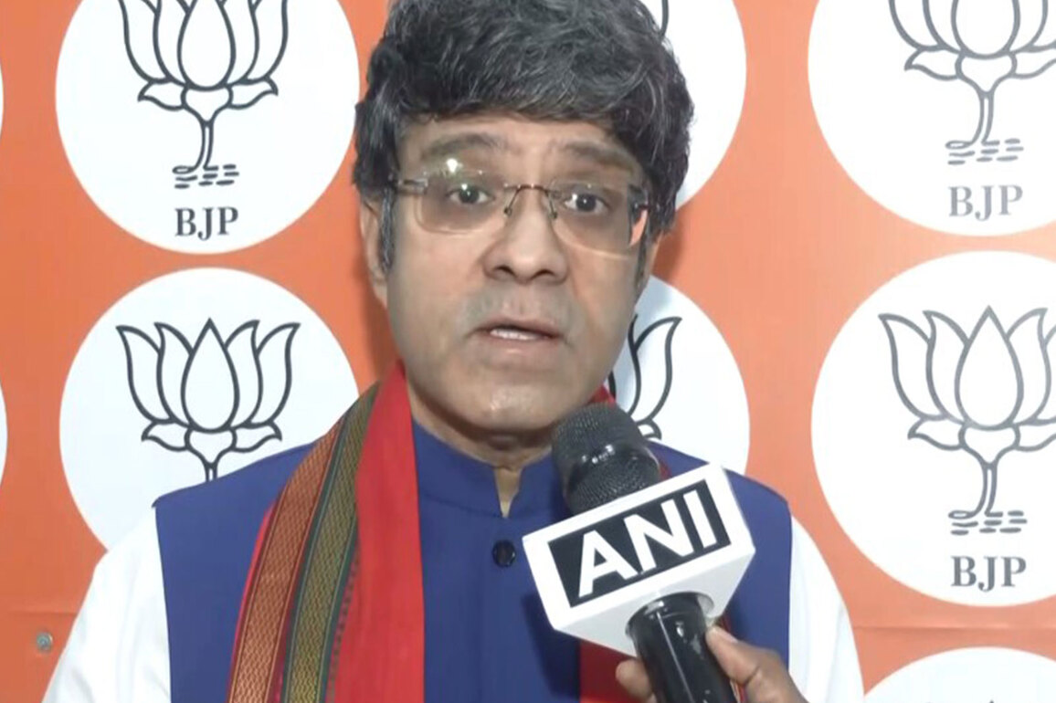 "Leader of propaganda", BJP's CR Kesavan slams Lok Sabha LoP Rahul Gandhi