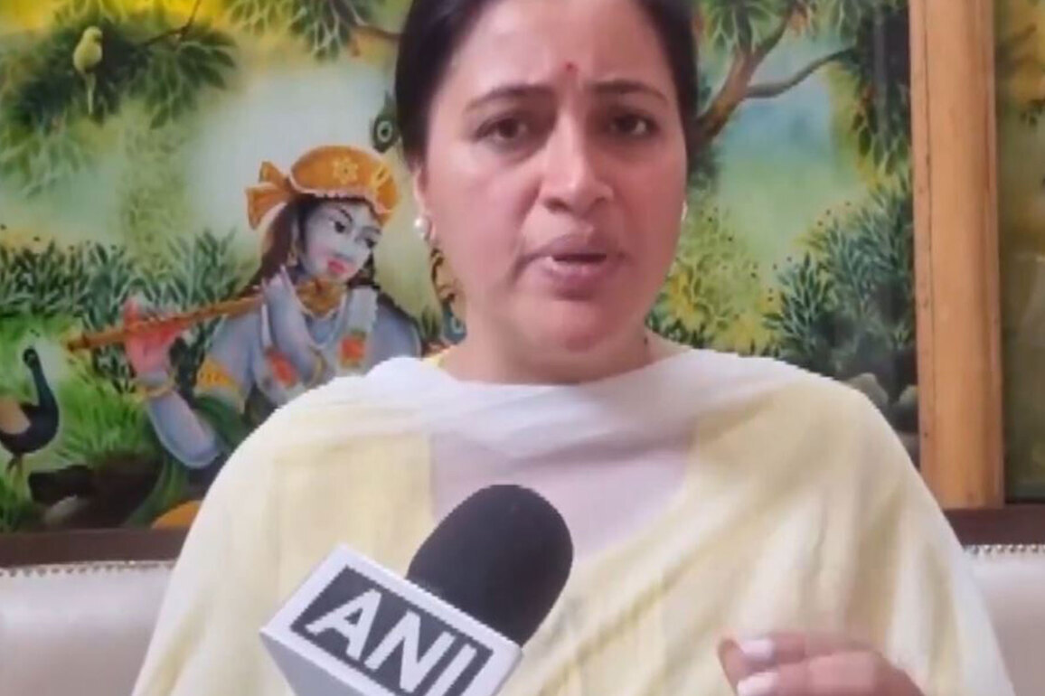 BJP's Navneet Rana clarifies Rajya Sabha reports, reaffirms loyalty to party