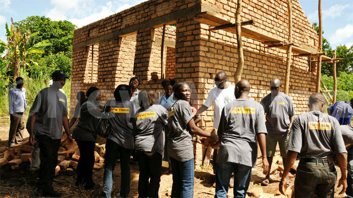 ision roup staff during construction of yakatos new house