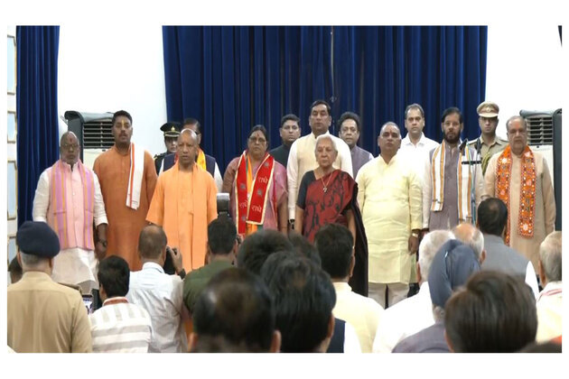 UP Cabinet expansion: Bhupendra Chaudhary, Manoj Pandey sworn in as ministers in Yogi's govt