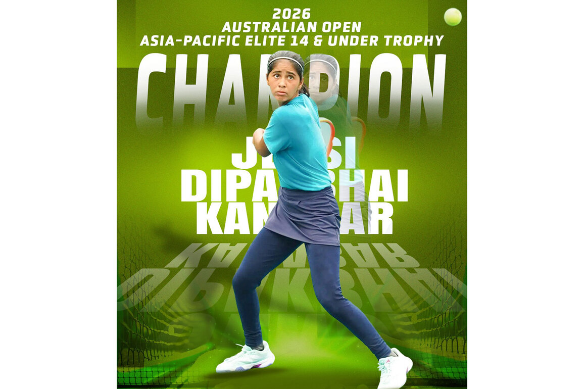 Union Minister Mansukh Mandaviya congratulates Jensi Kanabar for winning Australian Open Asia-Pacific Elite 14 and Under Trophy