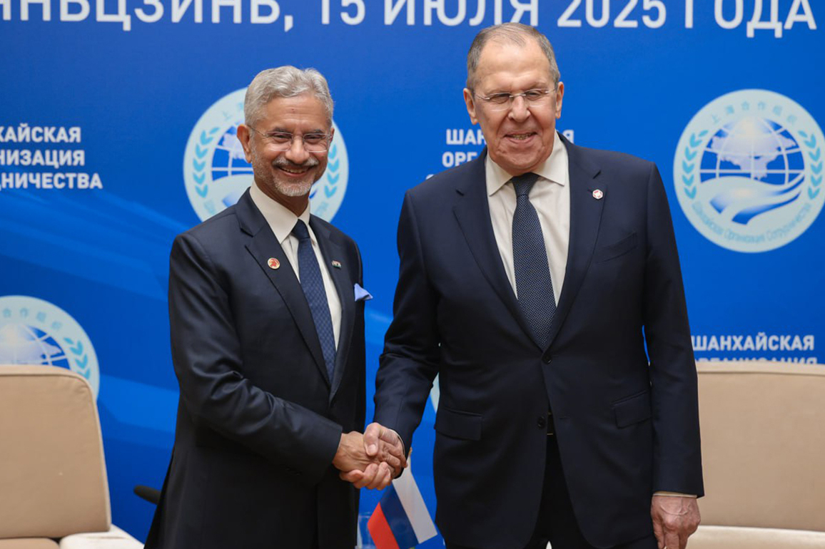 EAM Jaishankar meets Russian Foreign Minister Lavrov on sidelines of SCO meet