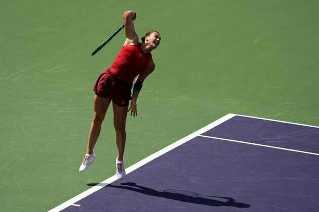 WTA roundup: No. 1 Aryna Sabalenka cruises in WTA Finals opener