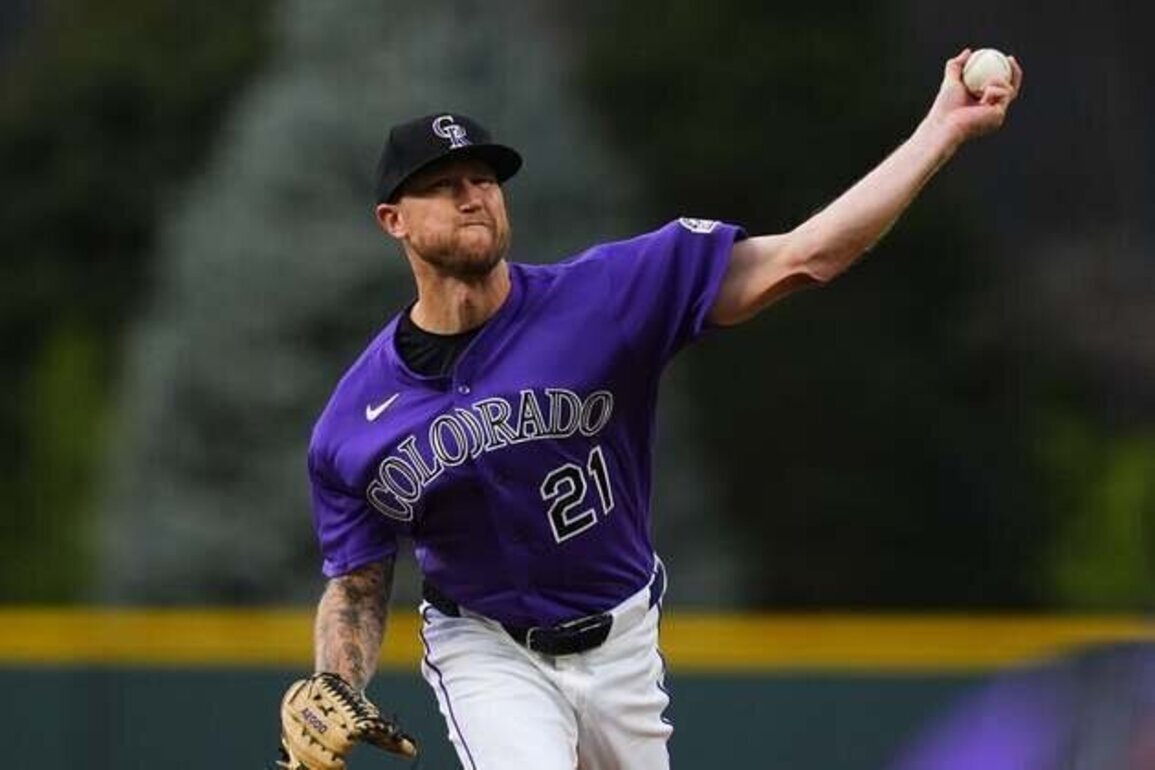Rockies' Kyle Freeland, Antonio Senzatela beat Astros with 3-hitter