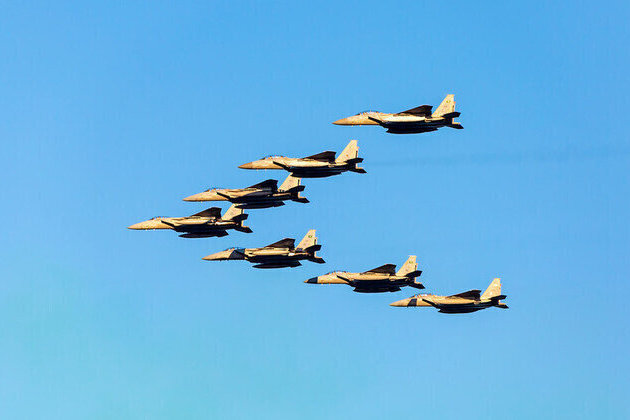 Gulf states attacked Iraq amid waning faith in US  Reuters