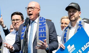 Hopes of the live sheep export ban being overturned may be dashed, with distrust in Peter Dutton securing the Labor Party's lead.