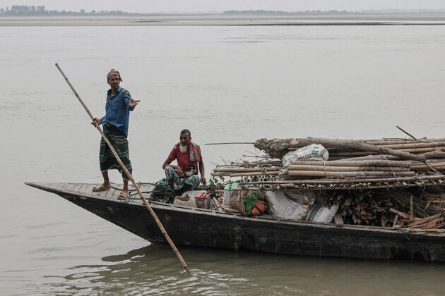 Energy crisis disrupts waterway transport in Bangladesh