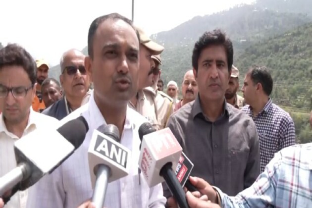 Jammu and Kashmir: Divisional Commissioner Ramesh Kumar visits Ramban landslide area, assures relief