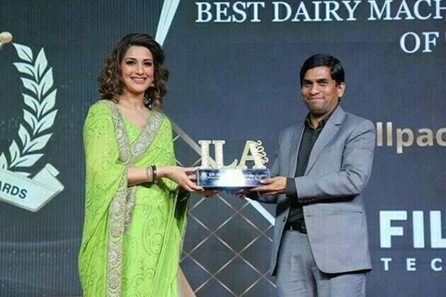 Fillpack Technology honored with the best dairy machinery manufacturer of the year award at ILA 2022