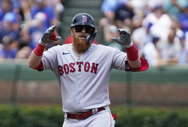 Justin Turner, Red Sox eager for more vs. A's