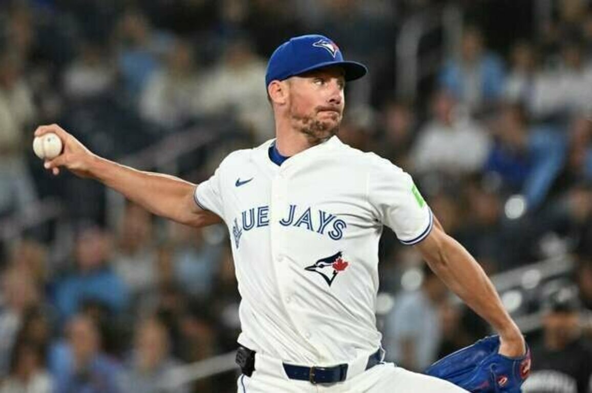 Surging O's head north to face Jays, playoff environment