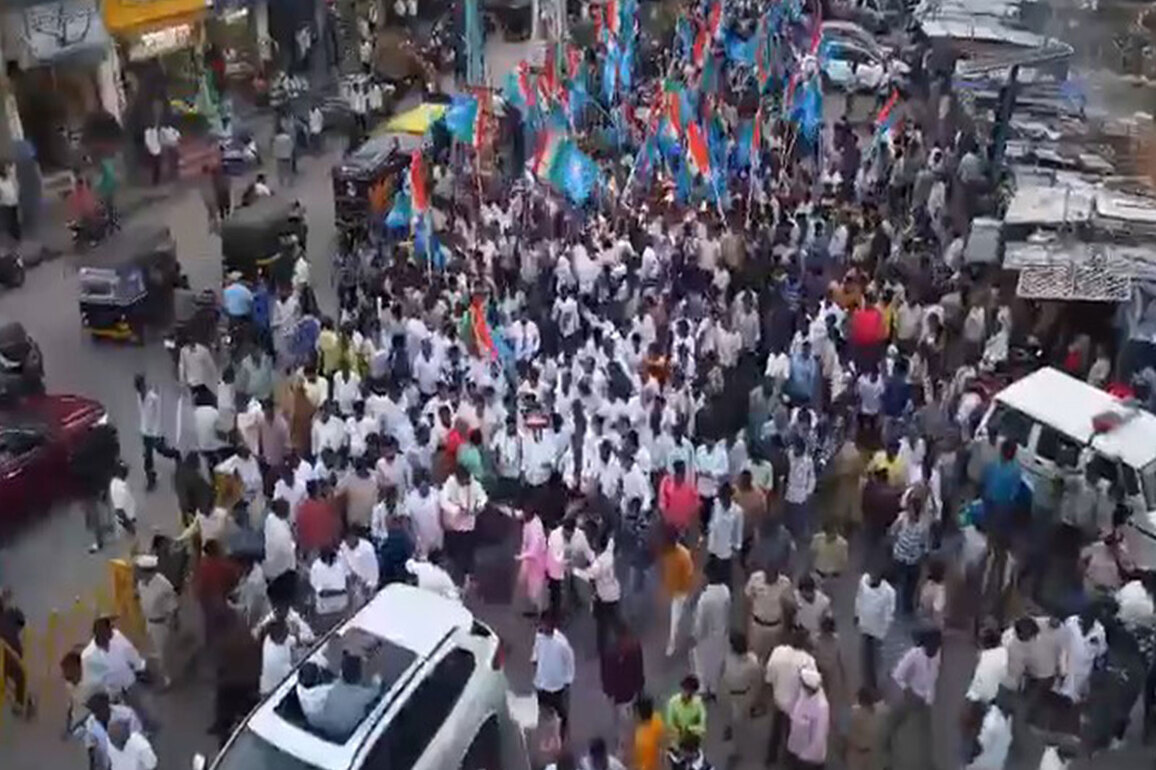 Karnataka: Students hold massive protest in Chitradurga over NEET-UG paper leak allegations