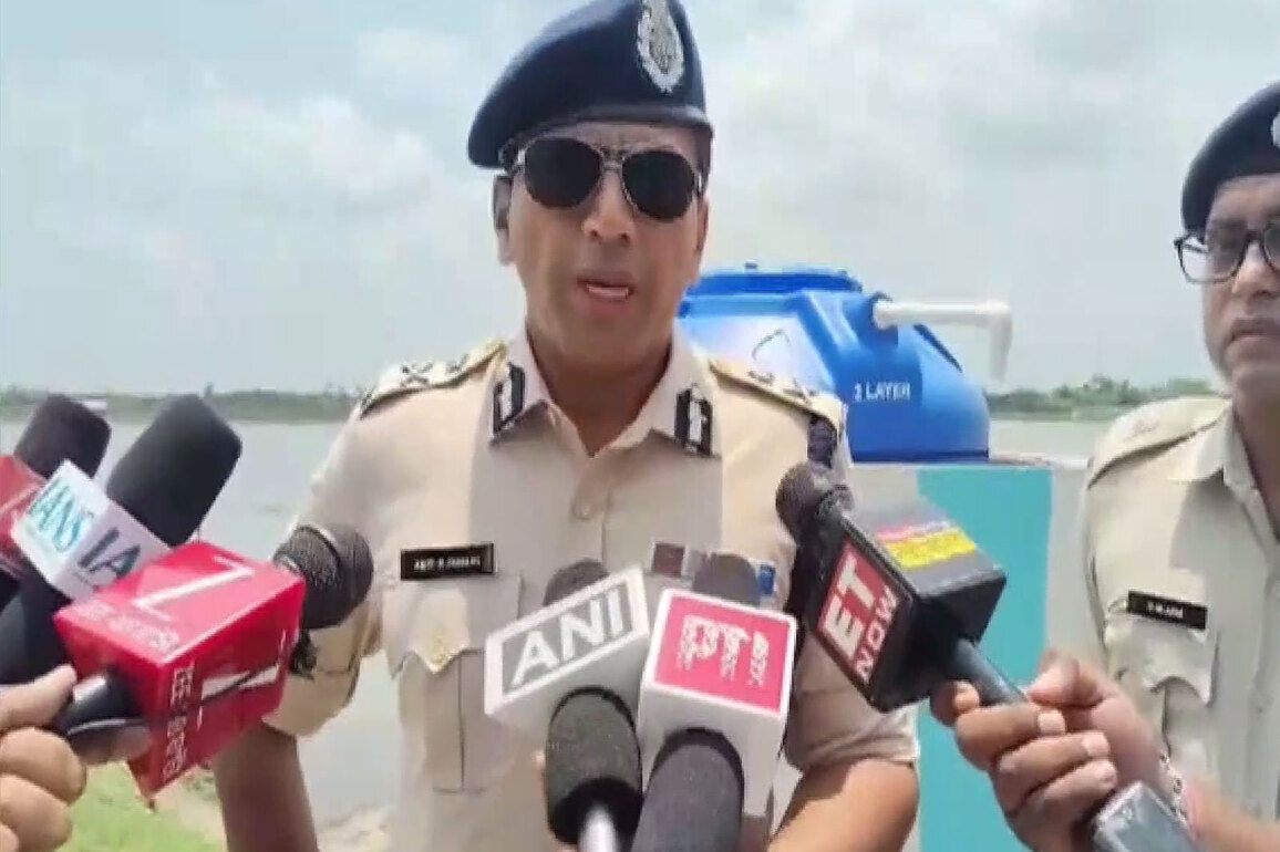 Police, CAPF attacked while investigating previous violence in Sandeshkhali: IGP Barasat Range